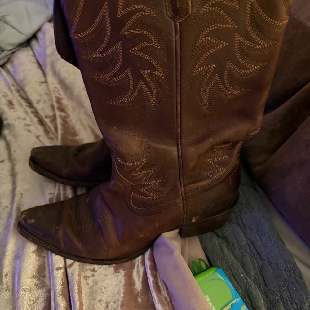 =TECOVAS COWGIRL BOOTS
The Annie. size 9 dark brown